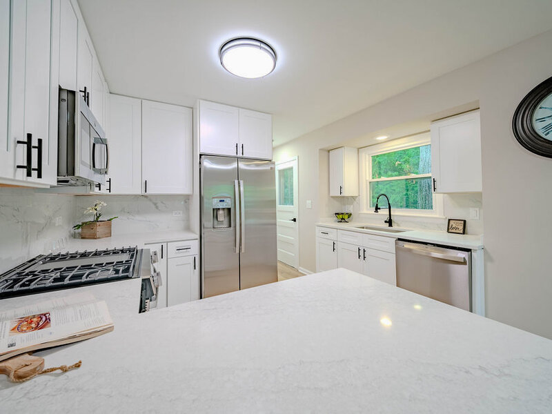 26 E Woodland Road Lake Bluff IL 60044