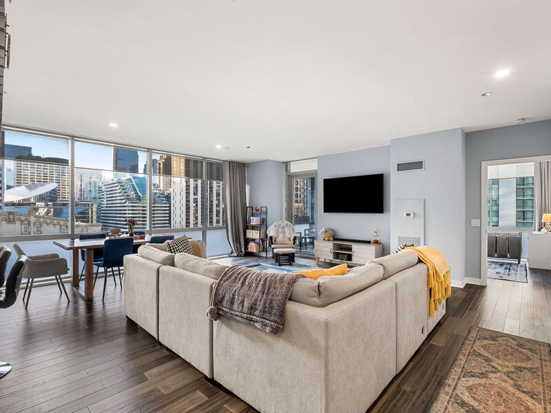 8 E Randolph Street Chicago IL 60601