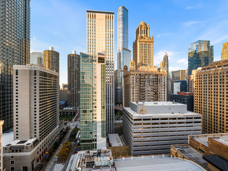 8 E Randolph Street Chicago IL 60601