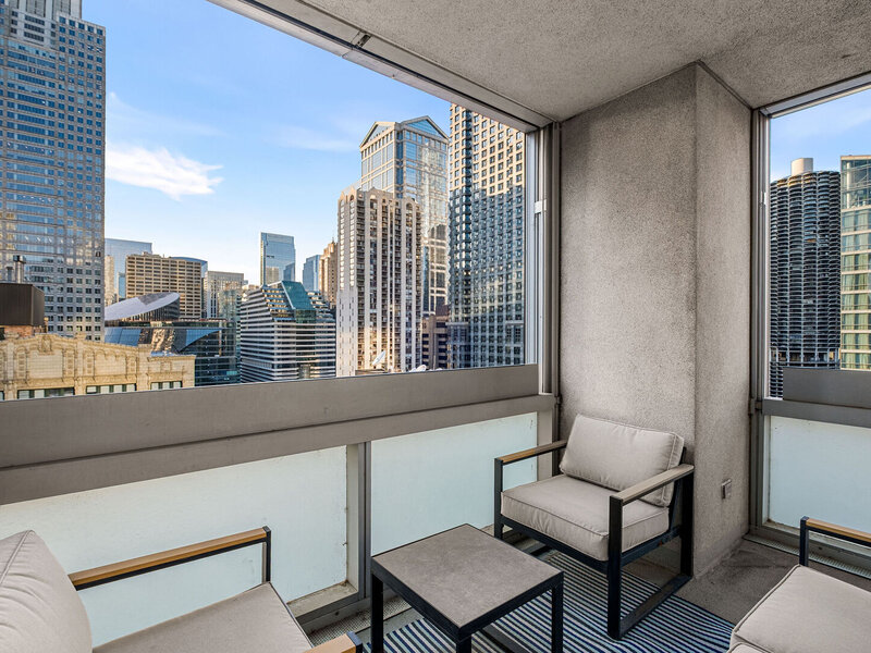8 E Randolph Street Chicago IL 60601