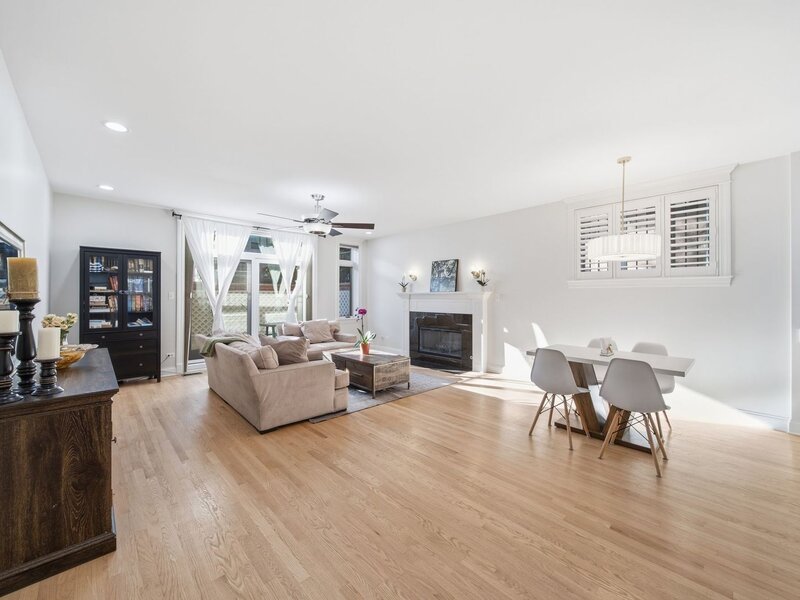3939 N Greenview Avenue Chicago IL 60613