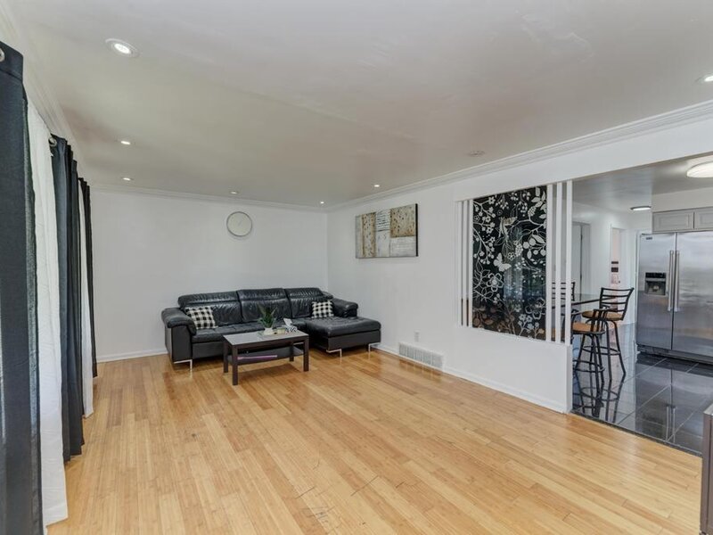 4825 S Keating Avenue Chicago IL 60632