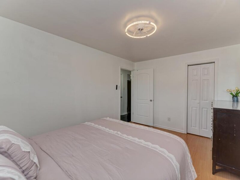 4825 S Keating Avenue Chicago IL 60632