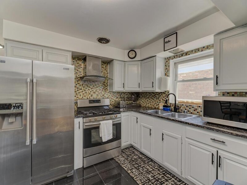 4825 S Keating Avenue Chicago IL 60632