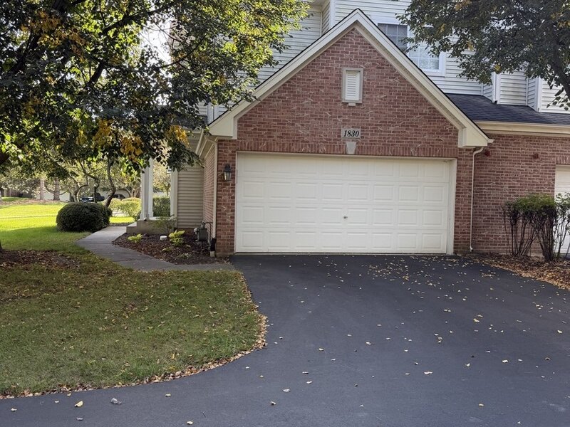 1830 Maureen Drive Hoffman Estates IL 60192