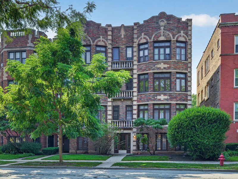 426 S Austin Boulevard Oak Park IL 60304