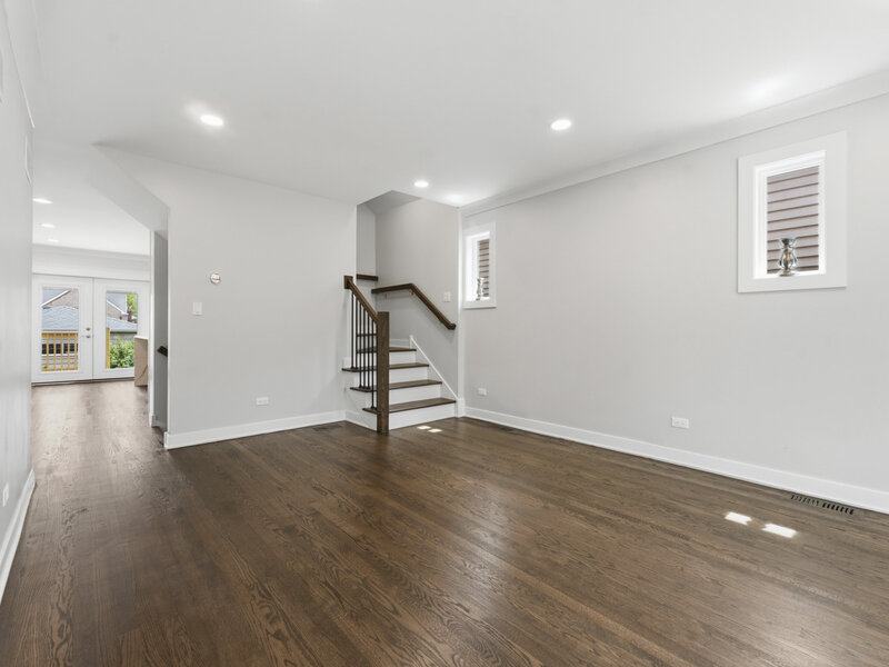 4903 N Moody Avenue Chicago IL 60630