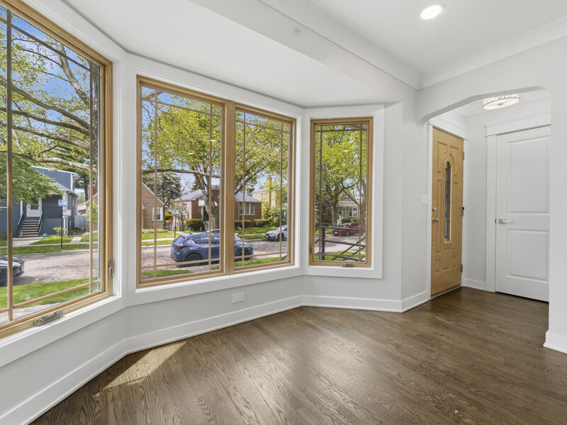 4903 N Moody Avenue Chicago IL 60630