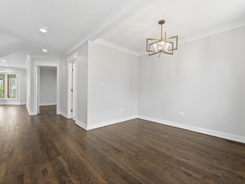 4903 N Moody Avenue Chicago IL 60630