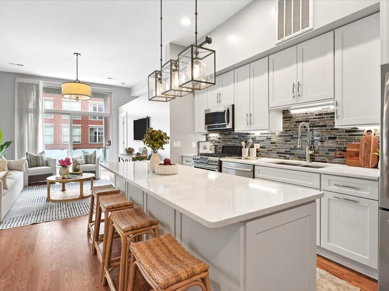 949 W Madison Street Chicago IL 60607