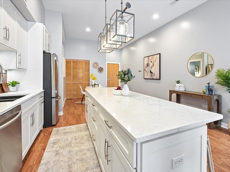 949 W Madison Street Chicago IL 60607