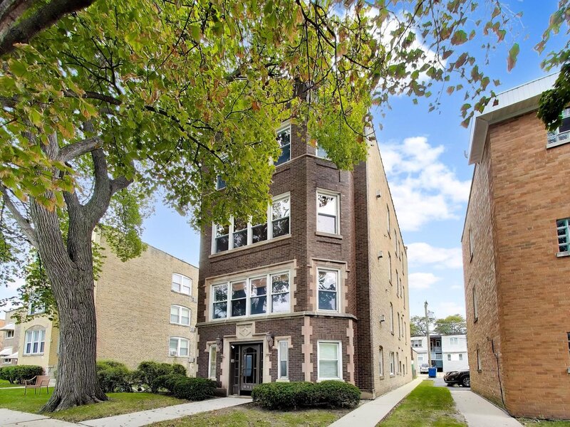 8911 Lamon Avenue Skokie IL 60077
