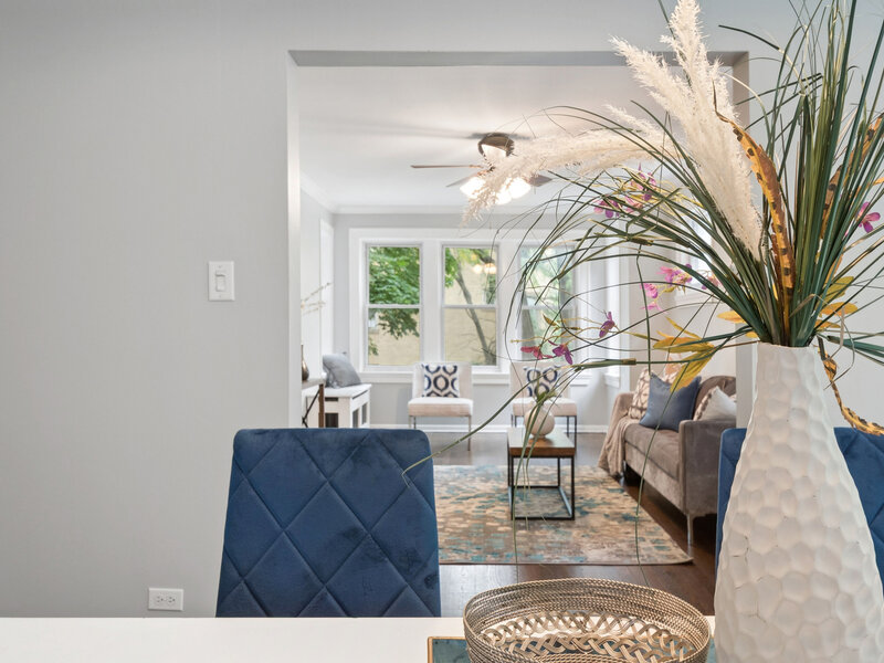 3701 W Cullom Avenue Chicago IL 60618