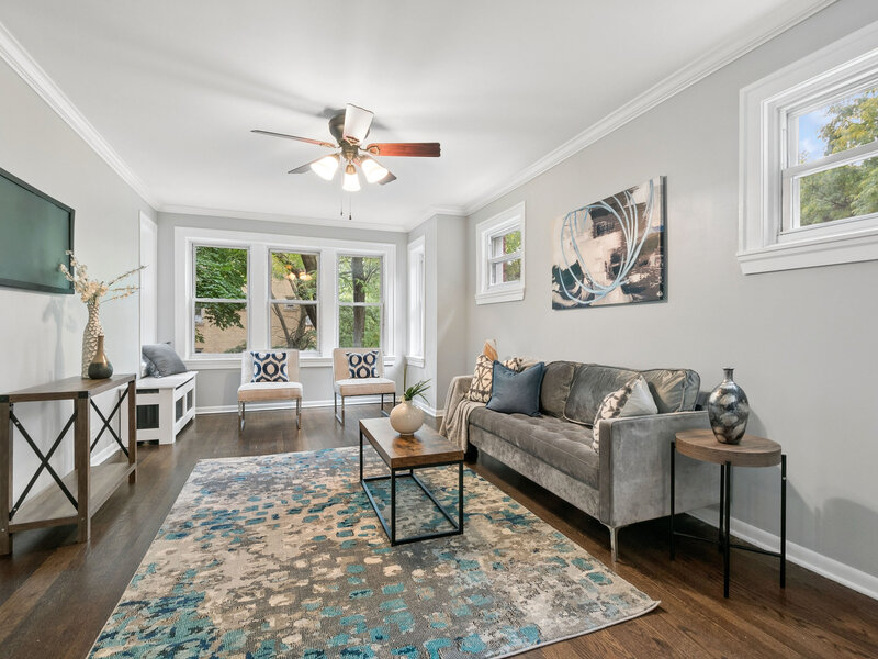 3701 W Cullom Avenue Chicago IL 60618