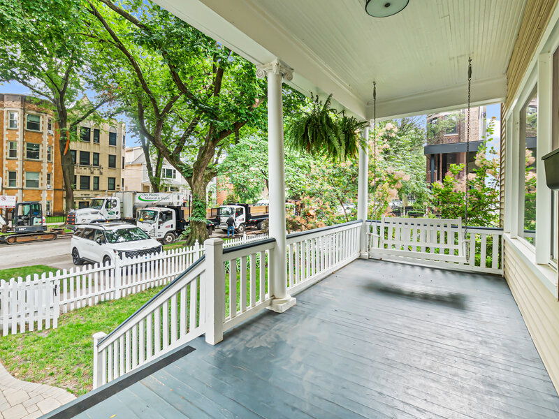 4896 N Hermitage Avenue Chicago IL 60640