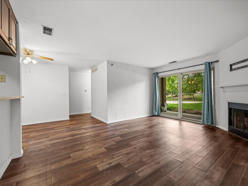 204 Glengarry Drive Bloomingdale IL 60108