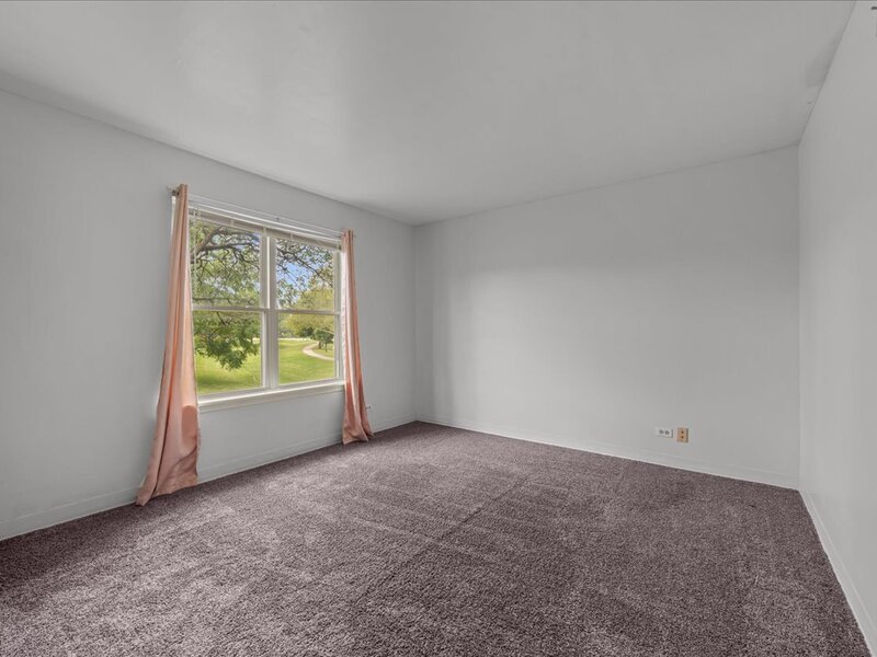 204 Glengarry Drive Bloomingdale IL 60108