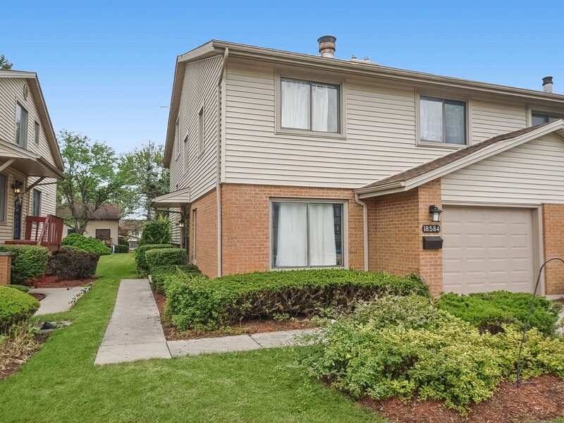 18584 Meadow Lane Hazel Crest IL 60429