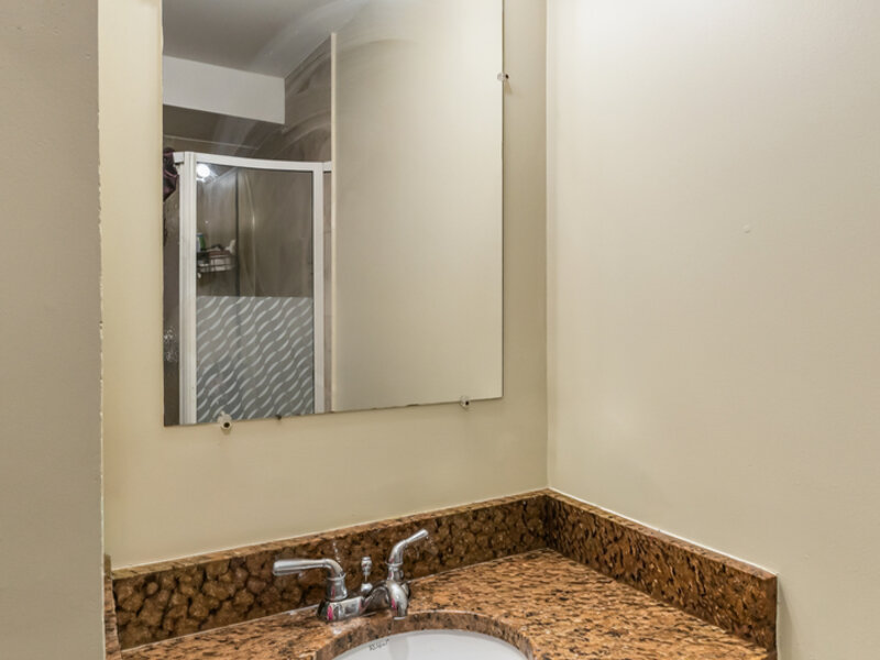 2319 W Rosemont Avenue Chicago IL 60645