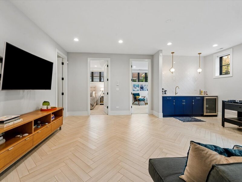 559 W Armitage Avenue Chicago IL 60614