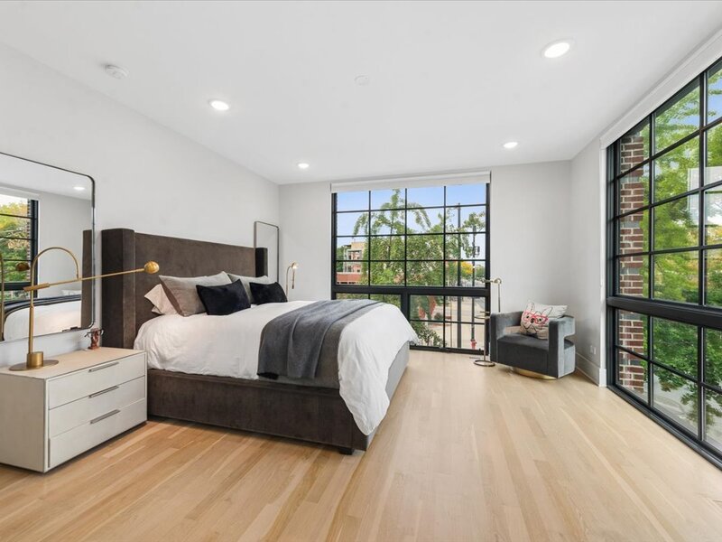559 W Armitage Avenue Chicago IL 60614