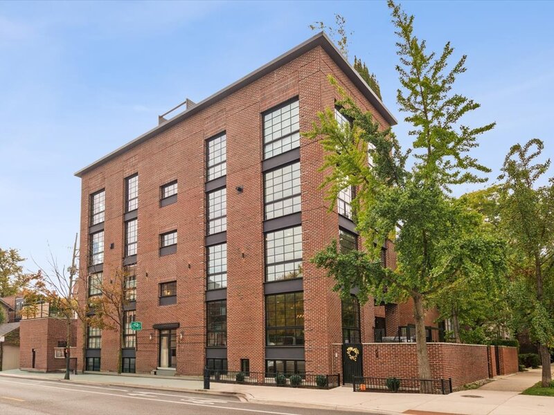 559 W Armitage Avenue Chicago IL 60614