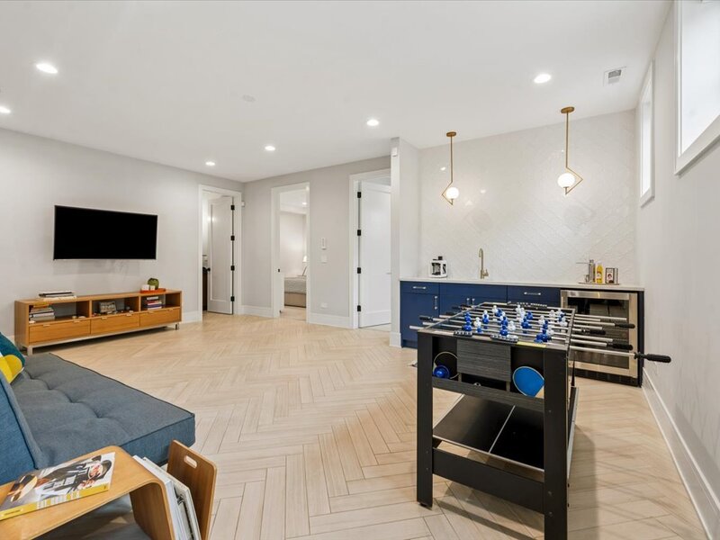 559 W Armitage Avenue Chicago IL 60614