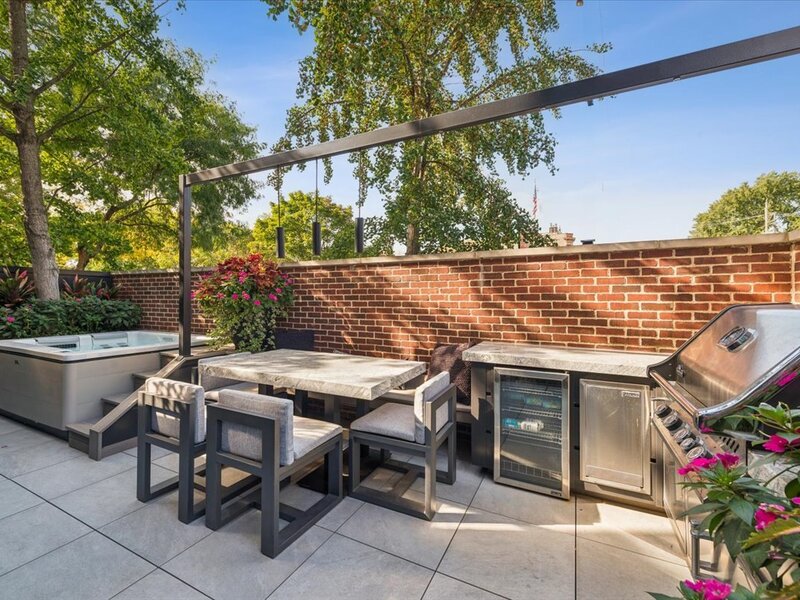 559 W Armitage Avenue Chicago IL 60614