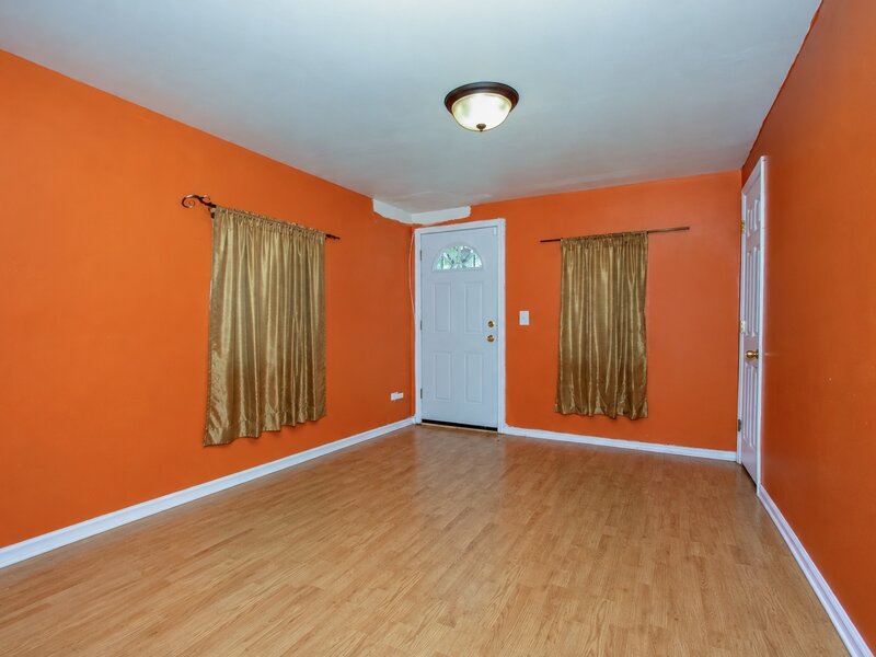 7532 S Indiana Avenue Chicago IL 60619
