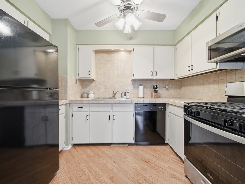 15804 Laramie Avenue Oak Forest IL 60452