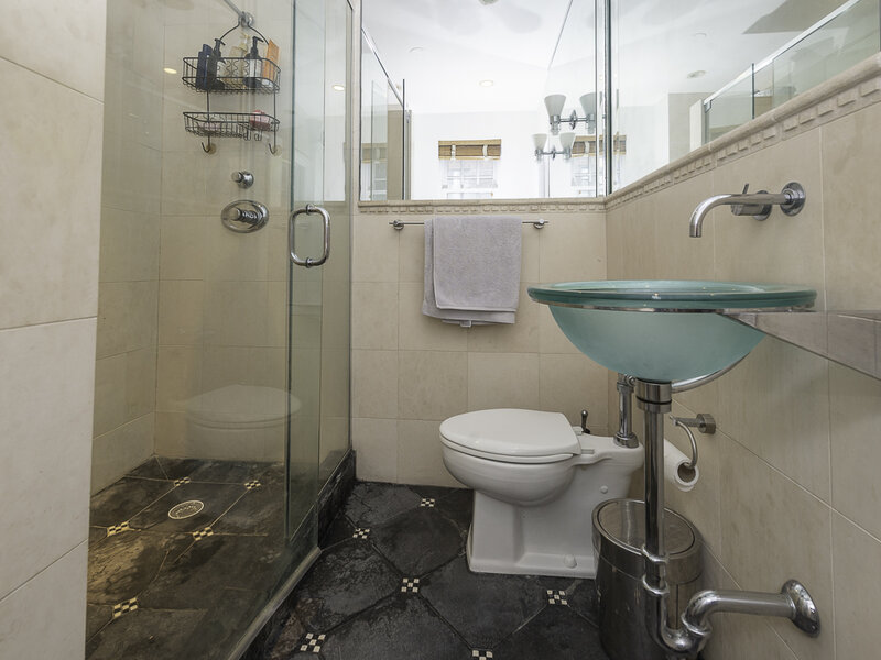 415 W Aldine Avenue Chicago IL 60657