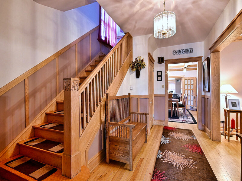 5842 N Nina Avenue Chicago IL 60631