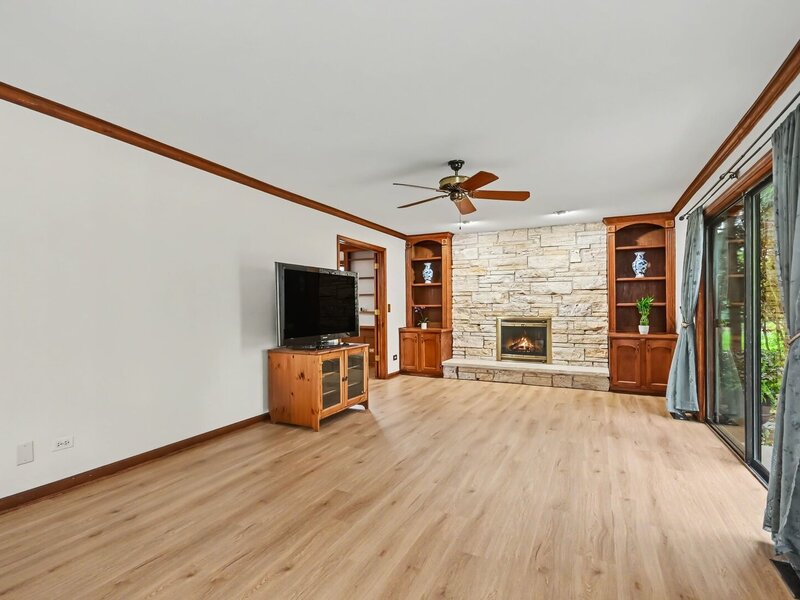 2311 Crabtree Lane Algonquin IL 60102