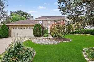 Photo of 2311 Crabtree Lane Algonquin IL 60102