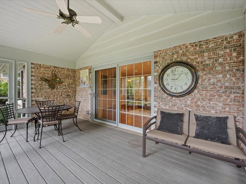 1745 E Summit Court Deerfield IL 60015