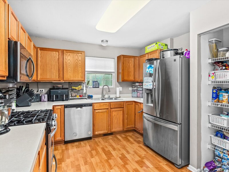 109 Waterbury Circle Oswego IL 60543