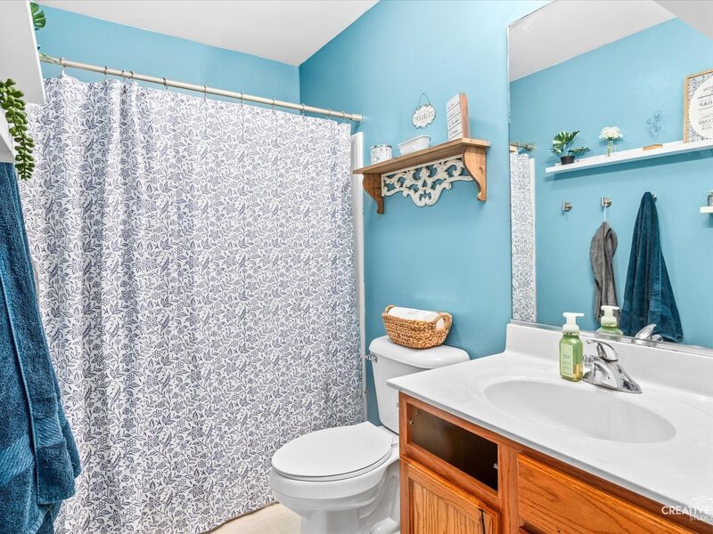 109 Waterbury Circle Oswego IL 60543