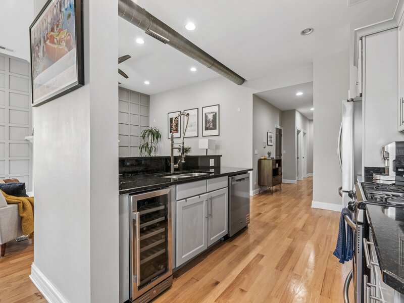 4447 N Magnolia Avenue Chicago IL 60640