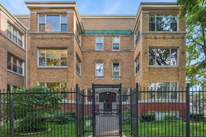 Photo of 4447 N Magnolia Avenue Chicago IL 60640 Unit 3