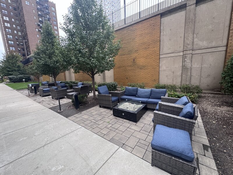 3950 N Lake Shore Drive Chicago IL 60613