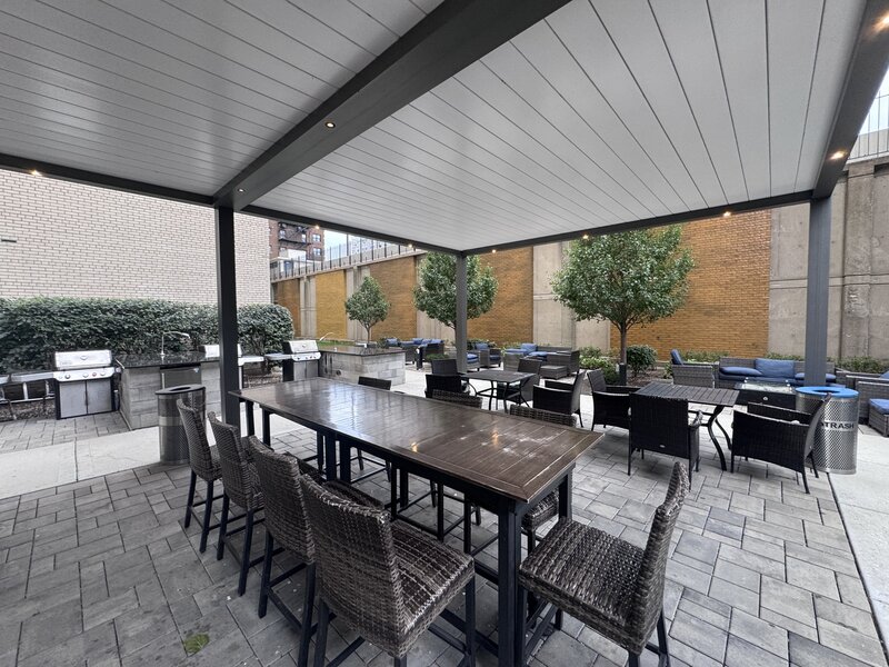 3950 N Lake Shore Drive Chicago IL 60613