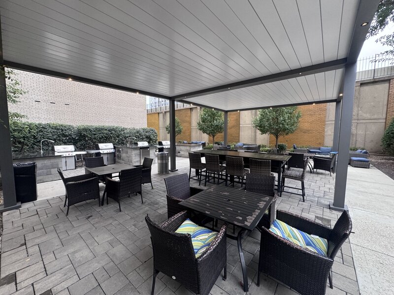 3950 N Lake Shore Drive Chicago IL 60613