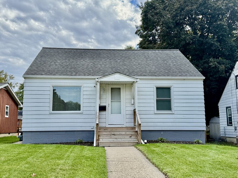 609 W 10th Street Sterling IL 61081
