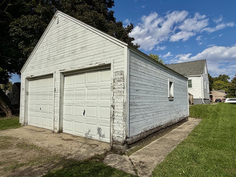 609 W 10th Street Sterling IL 61081