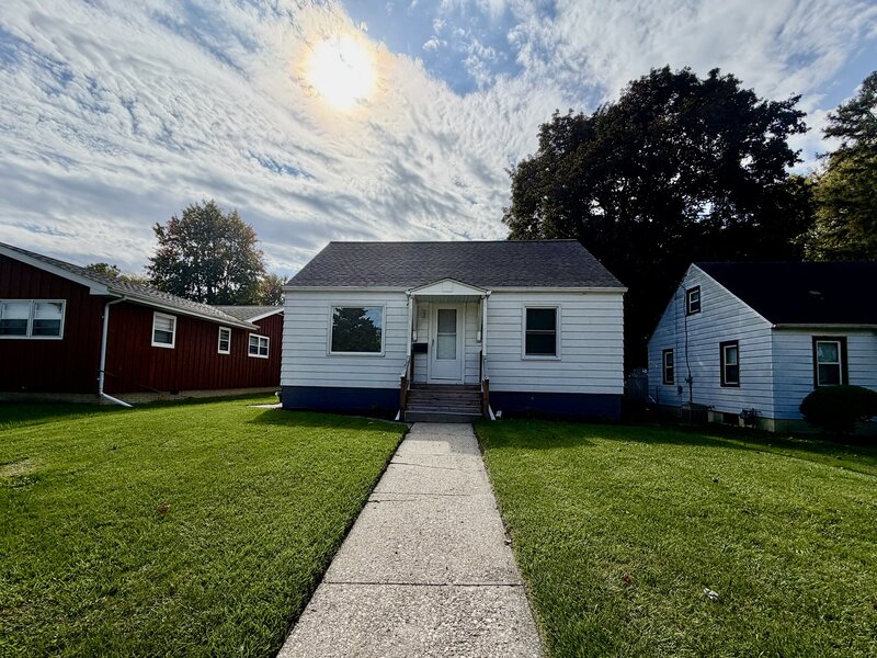 609 W 10th Street Sterling IL 61081