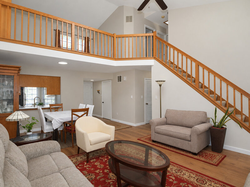 3 Dorchester Court Streamwood IL 60107