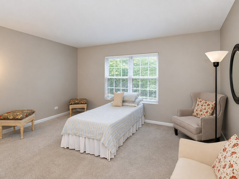 3 Dorchester Court Streamwood IL 60107