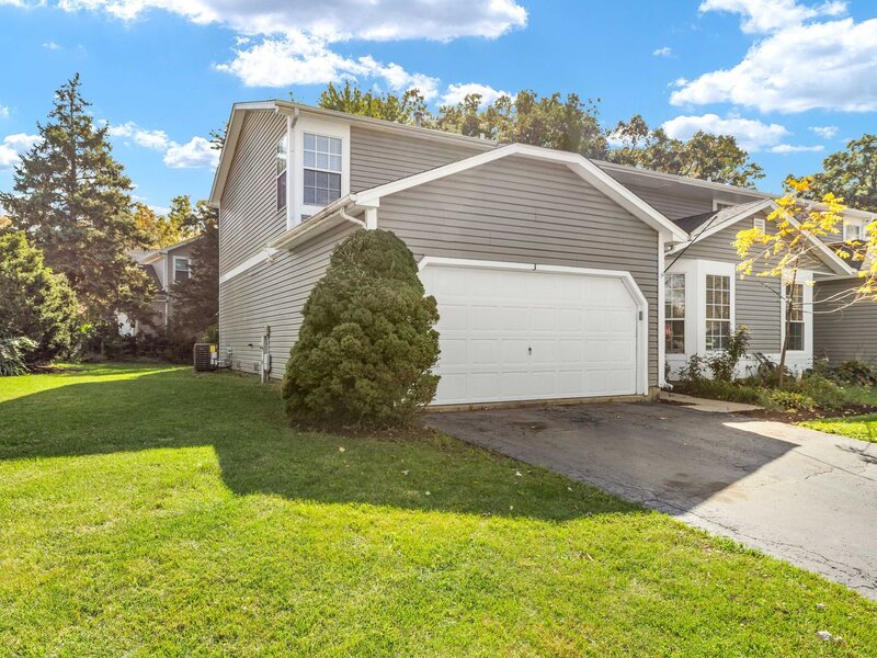 3 Dorchester Court Streamwood IL 60107