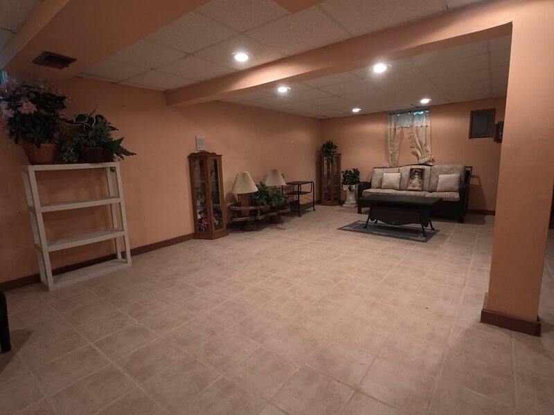 411 N Illinois Avenue Glenwood IL 60425