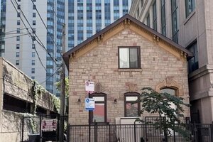 Photo of 167 W Elm Streets Chicago IL 60610